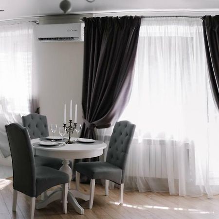 Vip Apartament Gomel Lejlighed Eksteriør billede